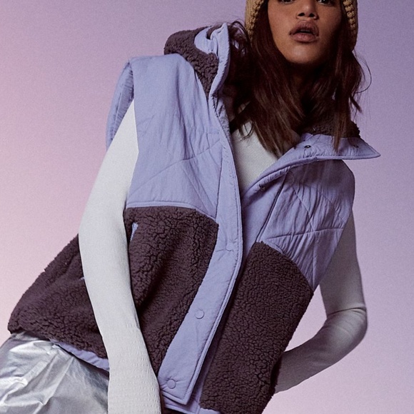 FP Movement ADVENTURE AWAITS VEST. LILAC. Size XSmall - Picture 2 of 4